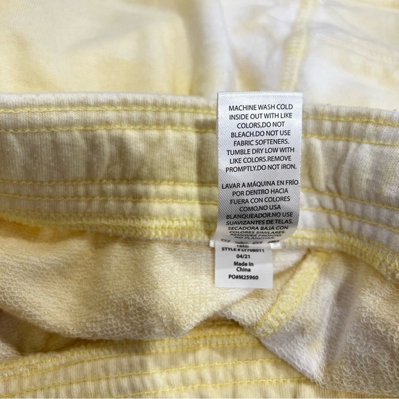 Wildfox Lemon Meringue Tie-Dye Broken Dreams Shorts Size Medium Side Pockets - Picture 4 of 6